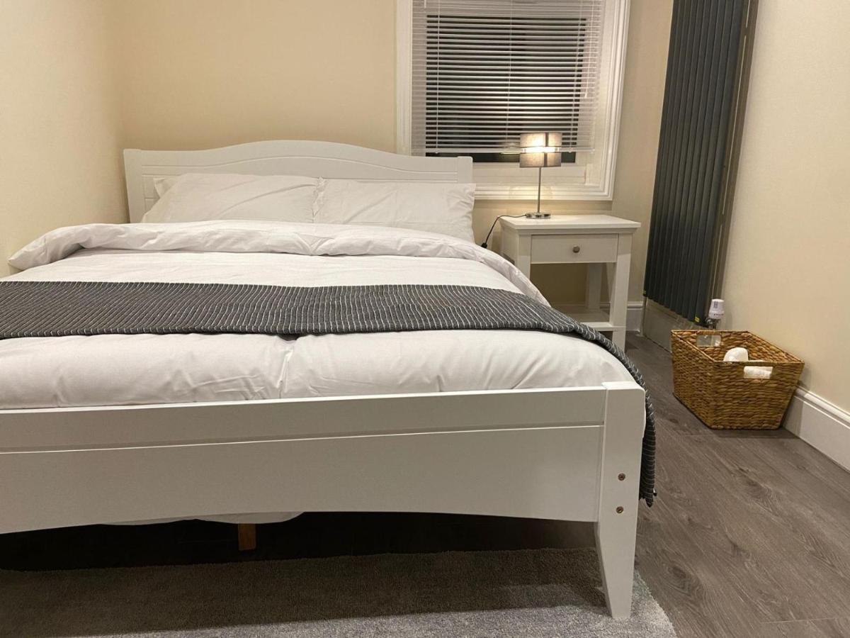 לונדון Beautiful Rooms Only Few Steps Away From Bruce Grove Tottenham Stadium מראה חיצוני תמונה